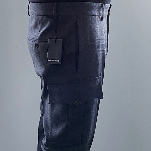 DSQUARED2
Brand New Grey Wool Cargo Pants
Size 54 IT - Picture 2 of 6
